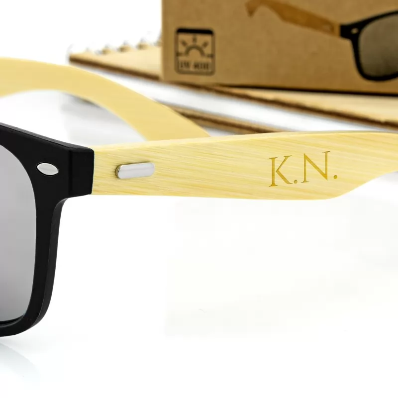 okulary przeciwsłoneczne z grawerem personalizacji na prezent dla męża na urodziny