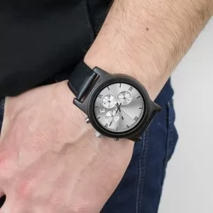 elegancki drewniany zegarek na rękę na prezent dla taty na imieniny
