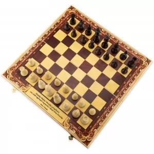 klasyczne szachy turniejowe z autorskim nadrukiem szachownicy na prezent dla dziadka na dzień babci i dziadka