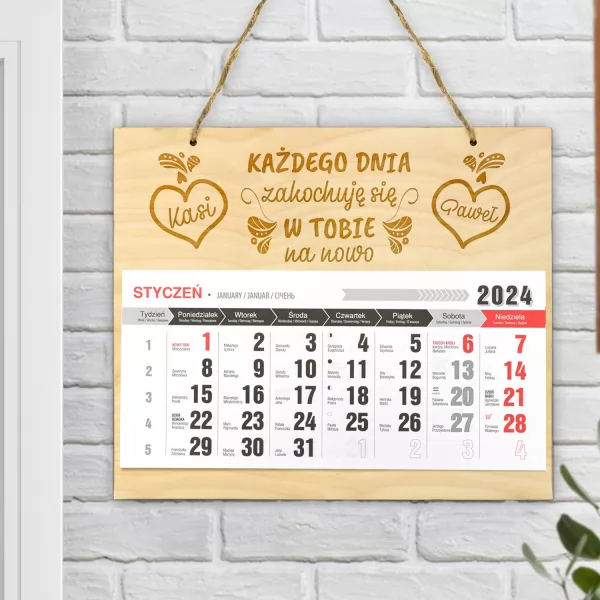 Kalendarz 2024 z grawerem - Zakochanie każdego dnia