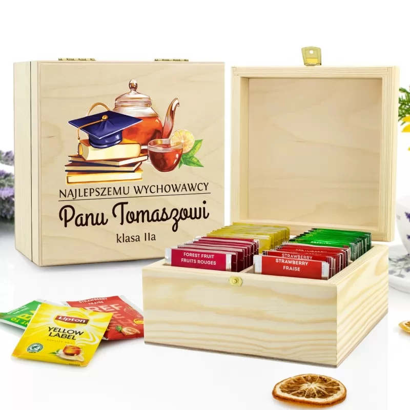 drewniane pudełko na herbatę z nadrukiem imienia i dedykacji dla wychowawcy
