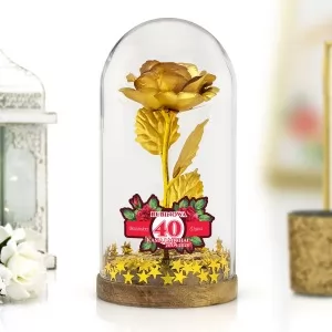 Złota róża pod kloszem na prezent na 40 rocznicę ślubu 