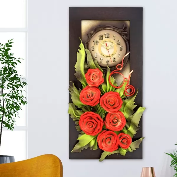 Zegar ścienny skórzany z dedykacją na 60 urodziny - Czerwone róże 