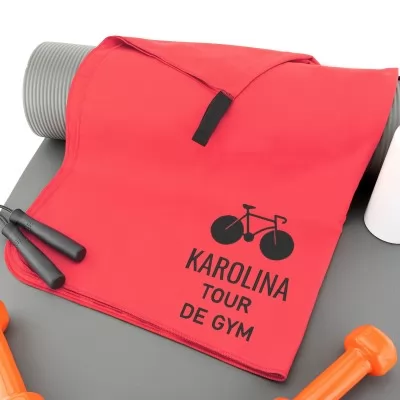 Ręcznik z mikrofibry z haftem dla rowerzystki - Tour de gym