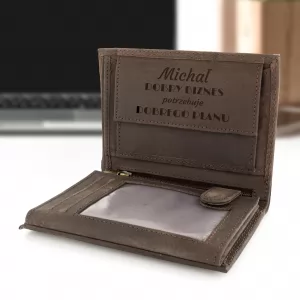 personalizowany portfel skórzany z grawerem imienia