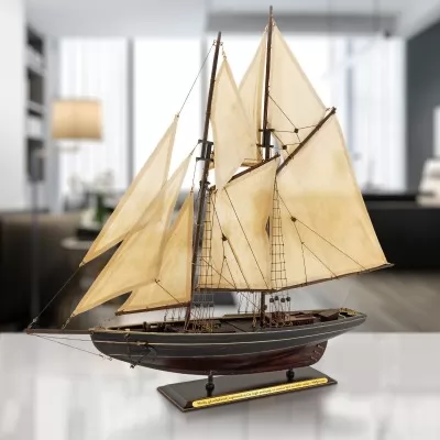 Model statku Bluenose (77 cm) z grawerem dla mężczyzny - Podróżnik
