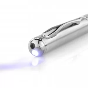 długopis z latarką dla nauczyciela