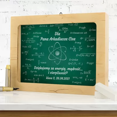 Ramka tablica szkolna z nadrukiem dla fizyka - Energia i mądrość