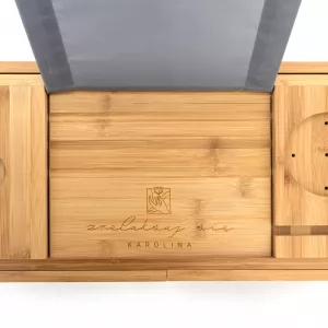 drewniana półka na wannę