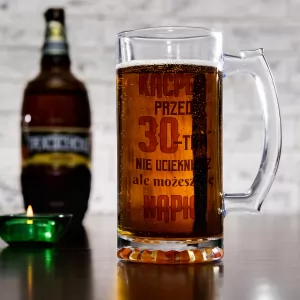 szklany kufel na piwo