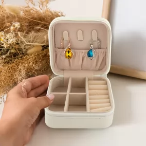pudełko na biżuterię dla niej