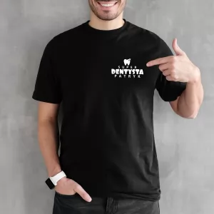 czarny t-shirt dla stomatologa