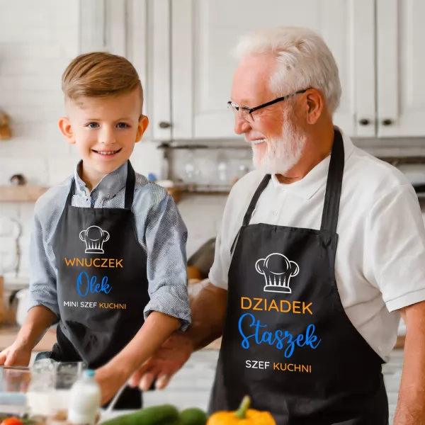 Fartuchy kuchenne dla dziadka i wnuka z nadrukiem - Kuchenne eksperymenty