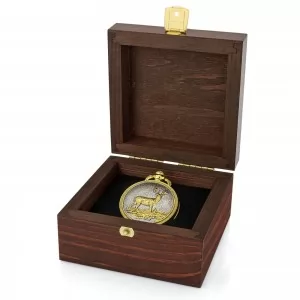 zegarek kieszonkowy w pudełku na prezent dla dziadka na urodziny