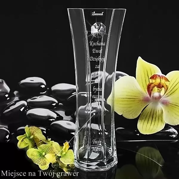 Ekskluzywny wazon z kryształem Swarovski z opcją graweru Twojej dedykacji