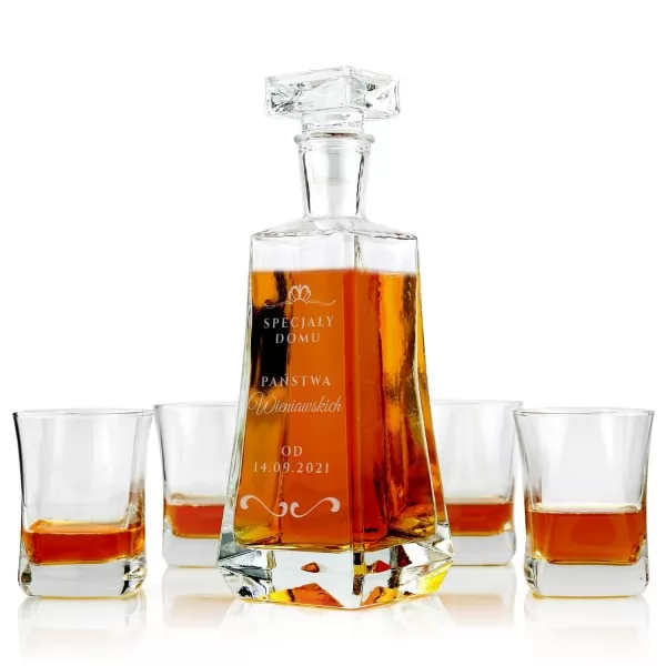 5-elementowy zestaw do whisky z opcją grawerowania - prezent dla dziewczyny