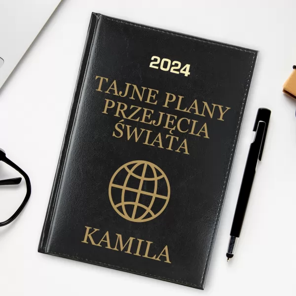 Kalendarz 2024 z nadrukiem - Tajne plany przejęcia świata