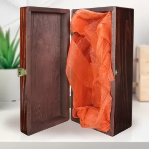 drewniana szkatułka na karafkę