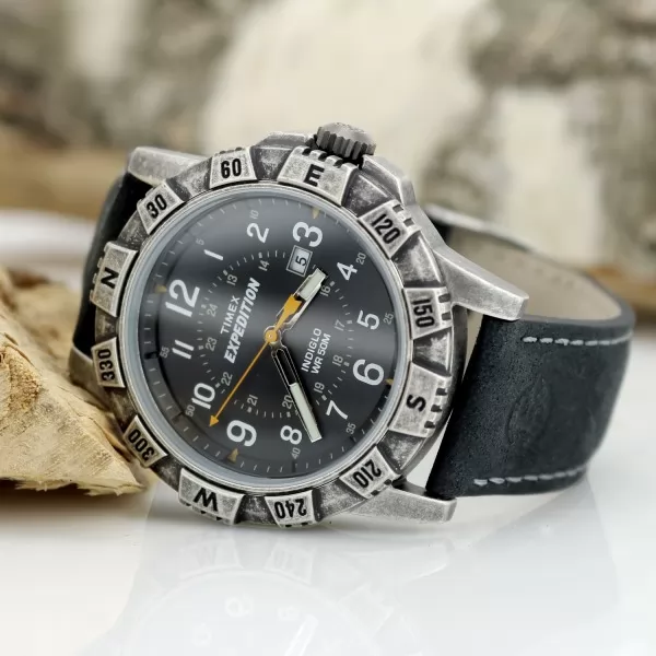 Elegancki męski zegarek Timex z grawerem dedykacji na prezent 