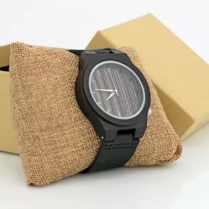zegarek z drewna bambusowego 