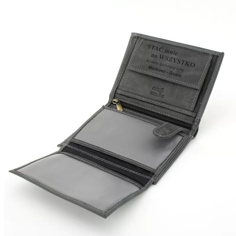 personalizowany portfel z grawerem