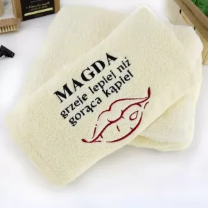 prezent dla kobiety ręcznik z haftem dedykacji