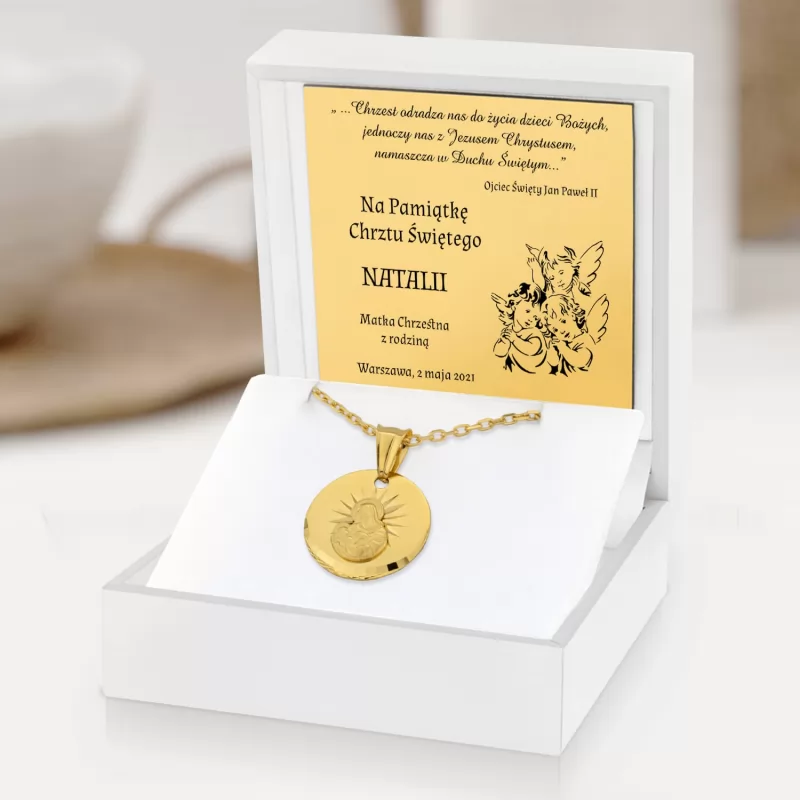 pamiątka chrztu świętego medalik z personalizacją