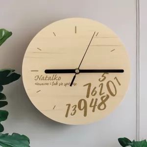 zegar drewniany z grawerem
