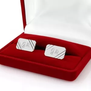 srebrne spinki z personalizacją dla wikariusza