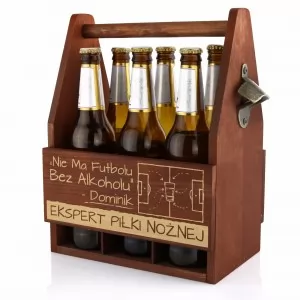 grawerowana drewniana skrzynka na piwo dla kibica