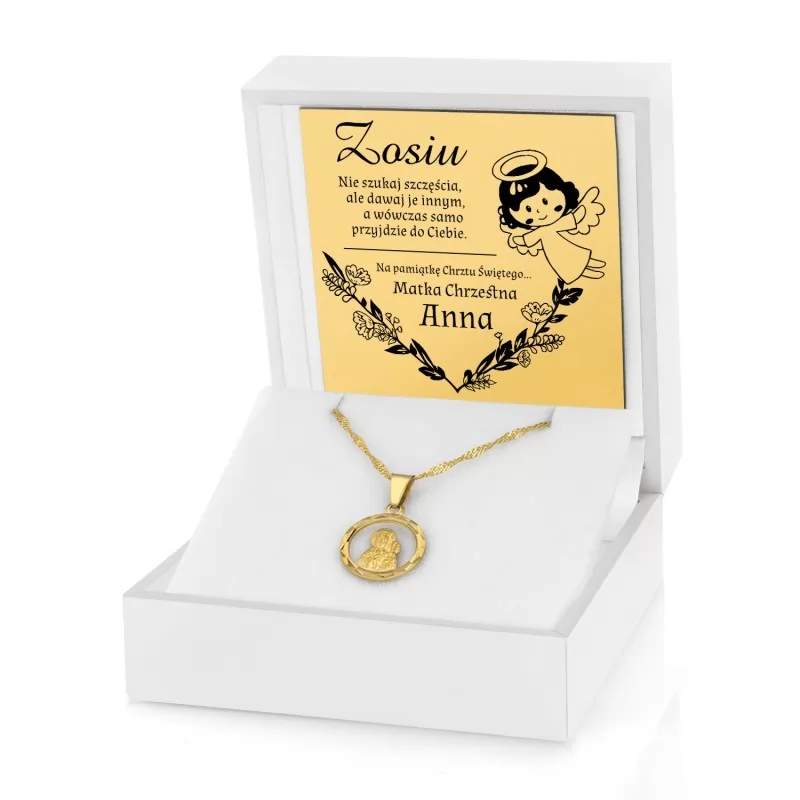 złoty medalik na chrzest dla dziewczynki w pudełku z grawerem