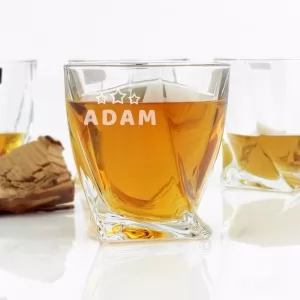 grawerowane szklanki do whiskey na prezent na urodziny