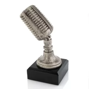 mikrofon statuetka na prezent