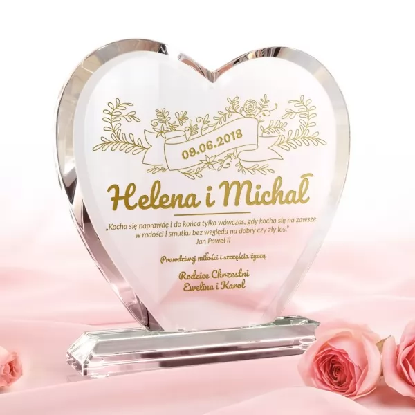 Statuetka szklana serce z grawerem na prezent na ślub dla Młodej Pary