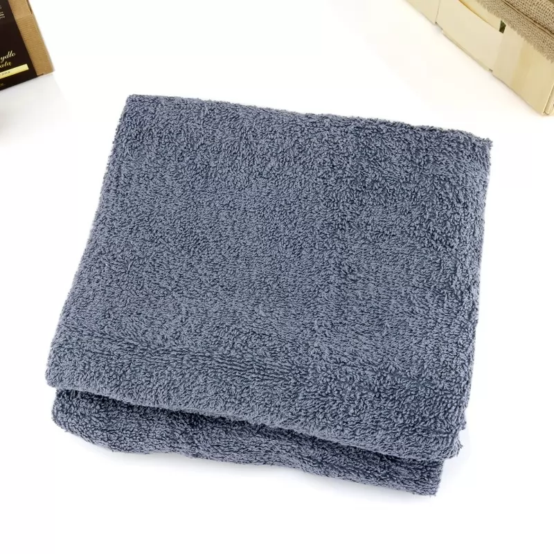 personalizowany ręcznik na prezent dla narzeczonego