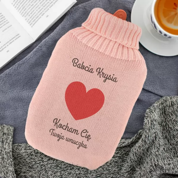 Termofor w sweterku z nadrukiem dla babci - Ciepłe Serce