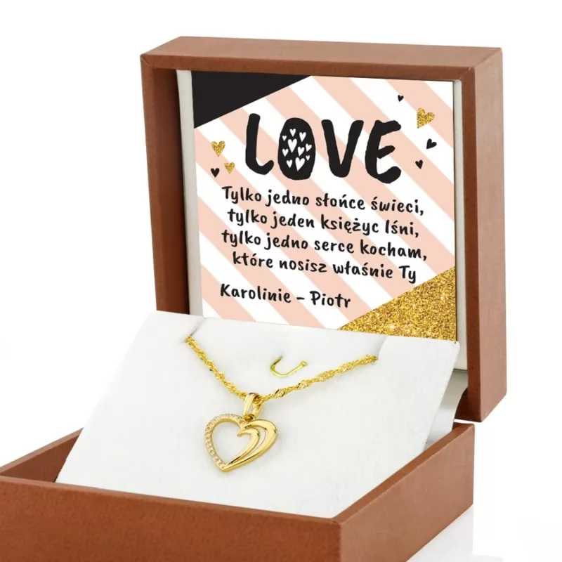 naszyjnik serce złote w pudełku z nadrukiem Love na prezent na walentynki