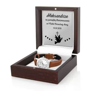 zegarek casio w pudełku z dedykacją na prezent na bierzmowanie od chrzestnej