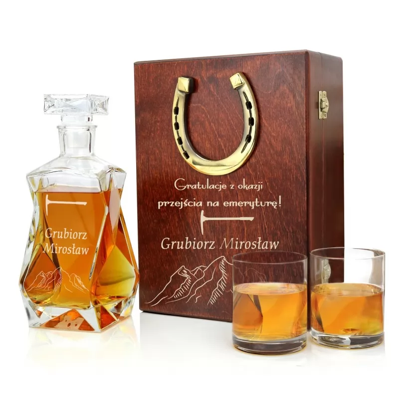 karafka do whisky w pudełku z grawerem i szklankami na prezent dla górnika emeryta grubiorz