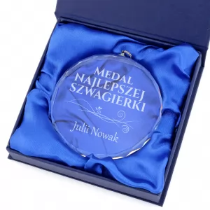 szklany medal dla szwagierki