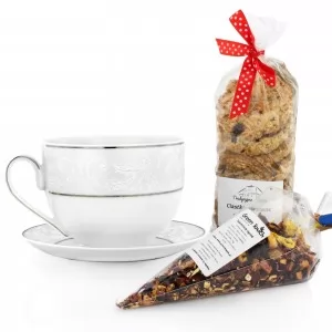 prezenty biznesowe na święta zestaw filiżanka z herbatą i ciastkami