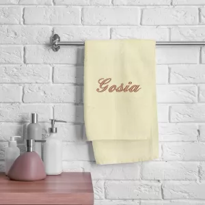 ręcznik kąpielowy z haftem
