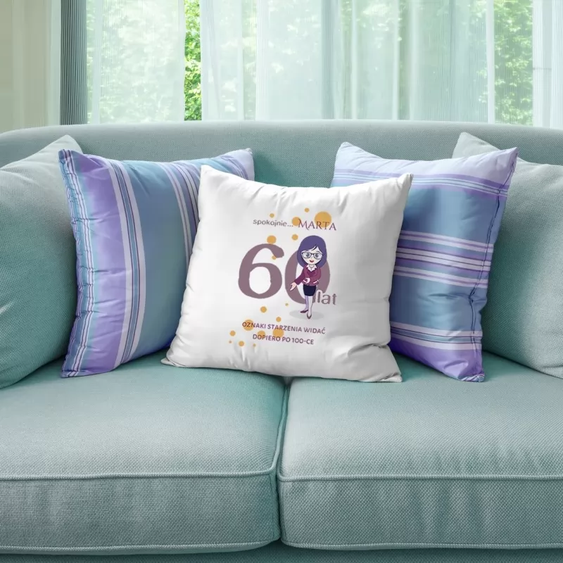 poduszka na prezent na 60 urodziny z nadrukiem imienia