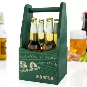 drewniana skrzynka na piwo na prezent na 50 urodziny