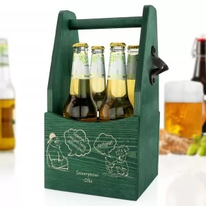 drewniana skrzynka na piwo z otwieraczem na prezent dla miłośnika piwa