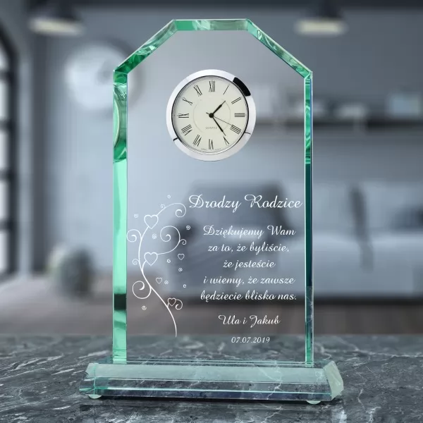 Szklana statuetka z zegarem - Za Bliskość na prezent dla rodziców 