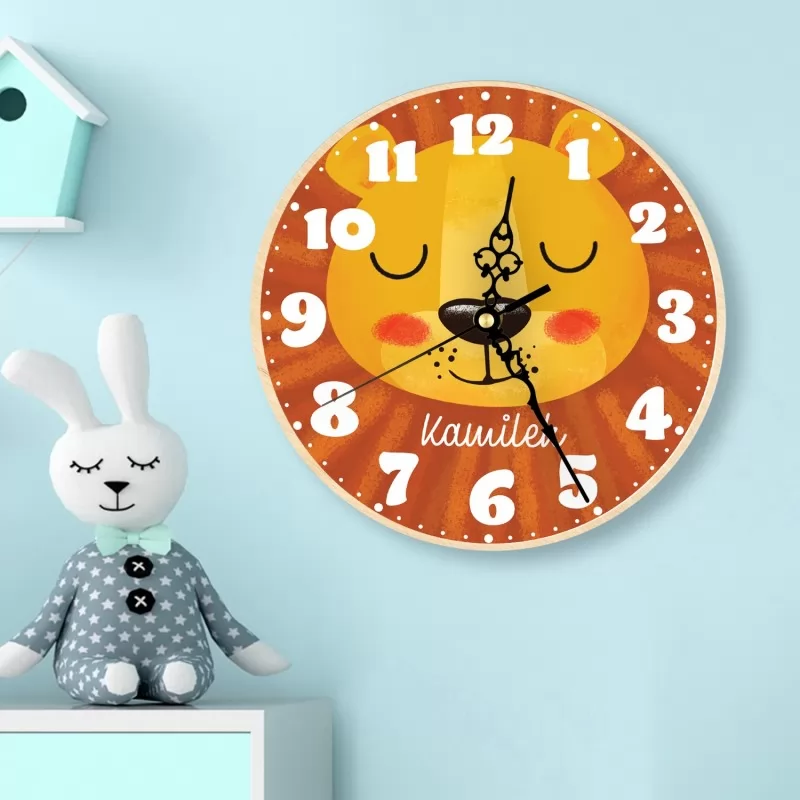 zegar z kolorowym nadrukiem na prezent dla dziecka